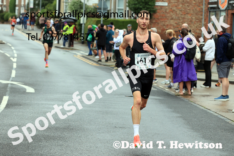 Darlington 10k, 2025 Darlington 5k 10k and Junior 3k Road Race. Photo: David T. Hewitson/Sports for All Pics